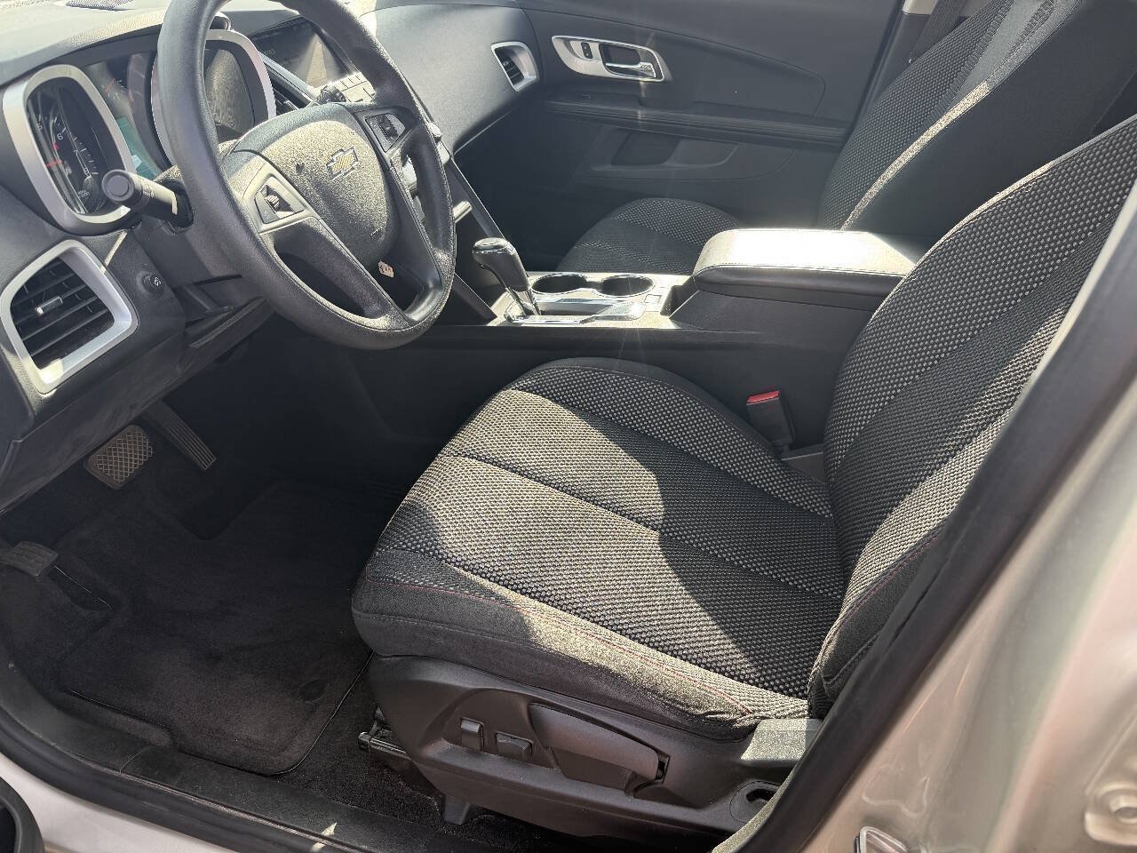 Used 2016 Chevrolet Equinox LS FWD image 8