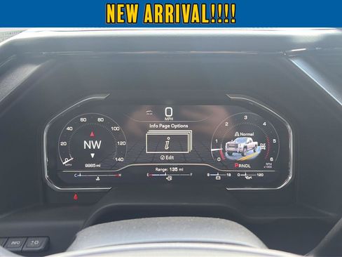 Used 2025 GMC Sierra 2500 AT4X AWD/4WD image 9