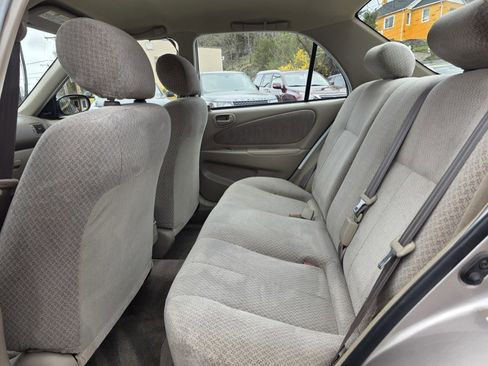 Used 2000 Toyota Corolla VE FWD image 17
