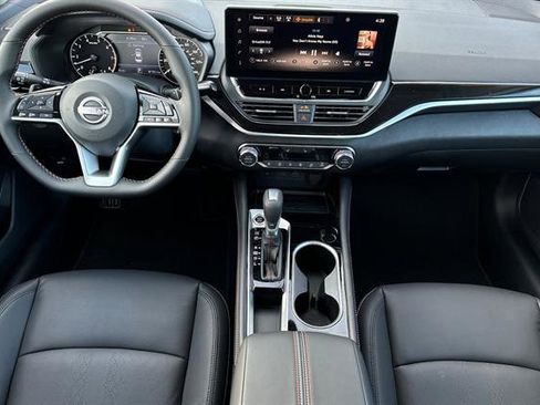 New 2025 Nissan Altima 2.5 SR w/ SR Premium Package image 15