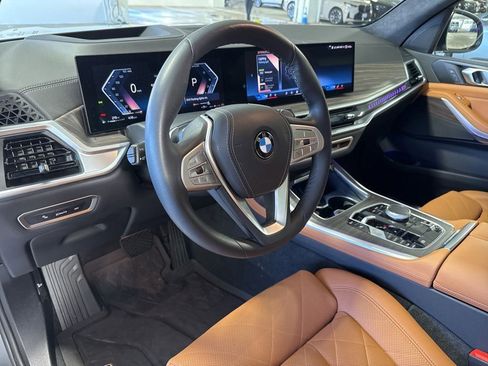 Certified 2024 BMW X7 xDrive40i AWD/4WD image 12