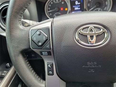 Used 2022 Toyota Tacoma SR5 image 15