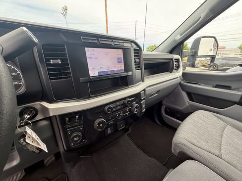 Used 2024 Ford F250 XL w/ STX Appearance Package AWD/4WD image 15