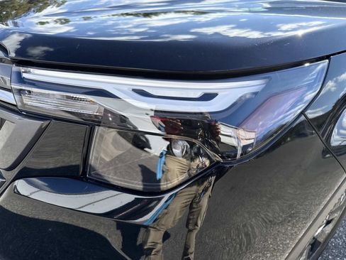 New 2025 Subaru Forester Premium image 9