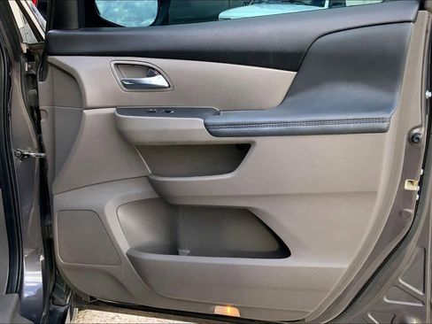 Used 2016 Honda Odyssey EX-L image 22