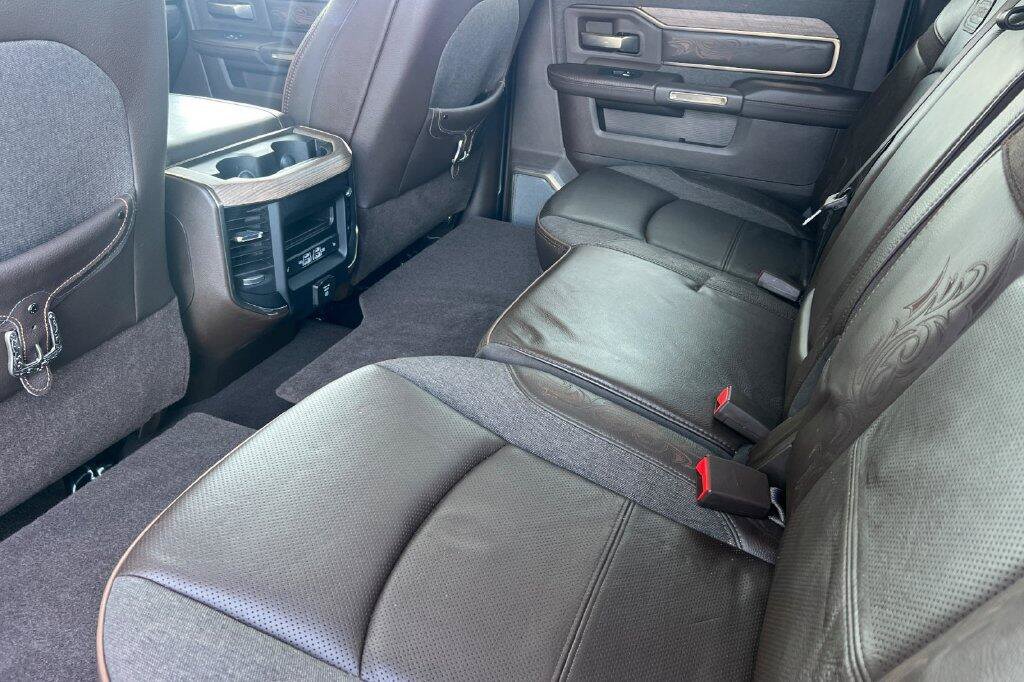Used 2025 RAM 2500 Limited AWD/4WD image 12