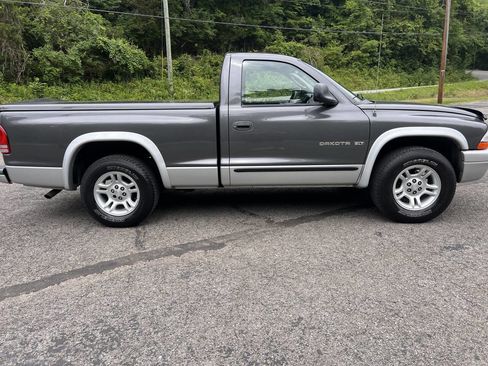 Used 2002 Dodge Dakota SLT RWD image 1