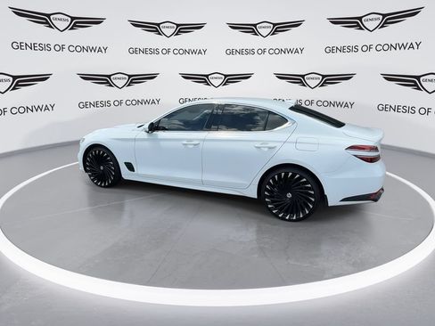 Used 2025 Genesis G70 2.5T RWD image 5