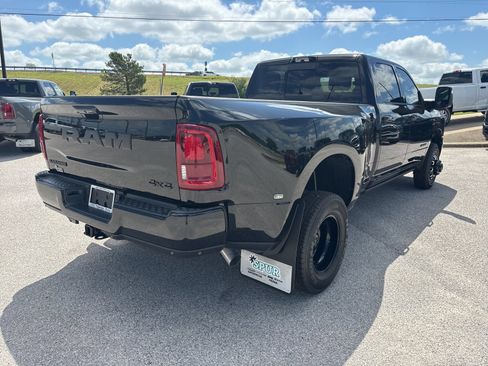 New 2026 RAM 3500 Laramie AWD/4WD image 6