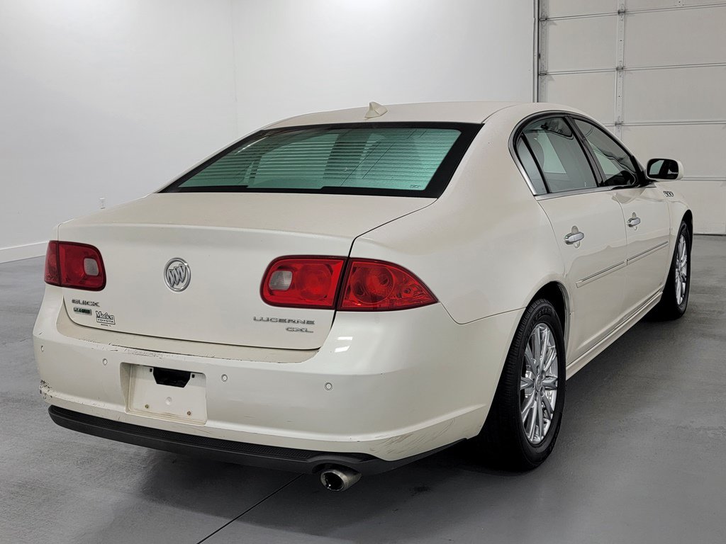 Used 2011 Buick Lucerne CXL FWD image 8