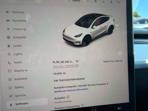 Used 2022 Tesla Model Y Performance image 22