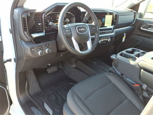New 2026 GMC Sierra 2500 SLE w/ SLE Value Package; image 10