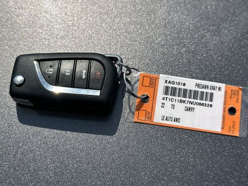 Certified 2022 Toyota Camry LE AWD/4WD image 36