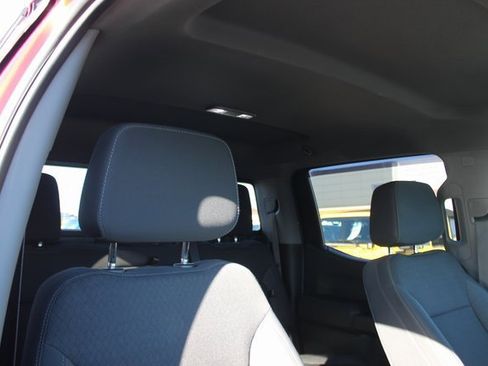 Used 2021 Chevrolet Silverado 1500 LT w/ Convenience Package II image 31