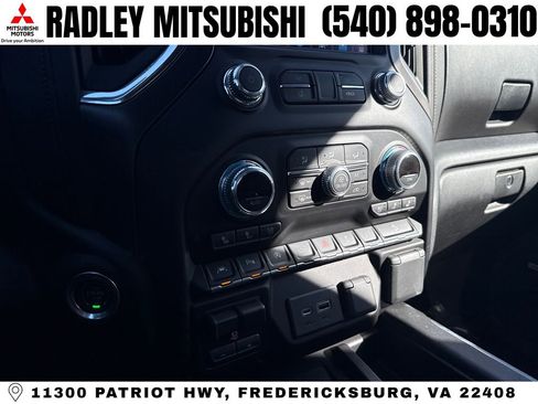 Used 2021 GMC Sierra 1500 AT4 w/ AT4 Premium Package image 10