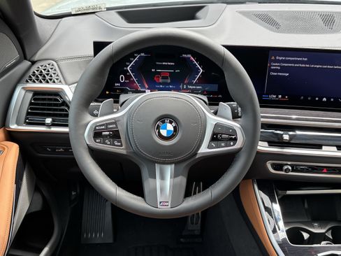 New 2026 BMW X5 xDrive40i w/ M Sport Package AWD/4WD image 18
