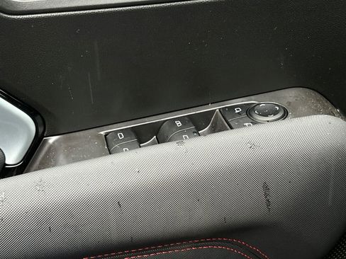 New 2025 Chevrolet Colorado Z71 w/ Midnight Edition image 12