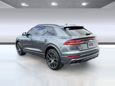 Used 2020 Audi Q8 Premium Plus w/ Premium Plus Package AWD/4WD image 3