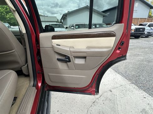 Used 2004 Ford Explorer Eddie Bauer AWD/4WD image 14