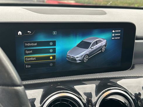 Used 2019 Mercedes-Benz A 220 image 28