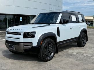 Used 2021 Land Rover Defender 110 X-Dynamic SE AWD/4WD video 1