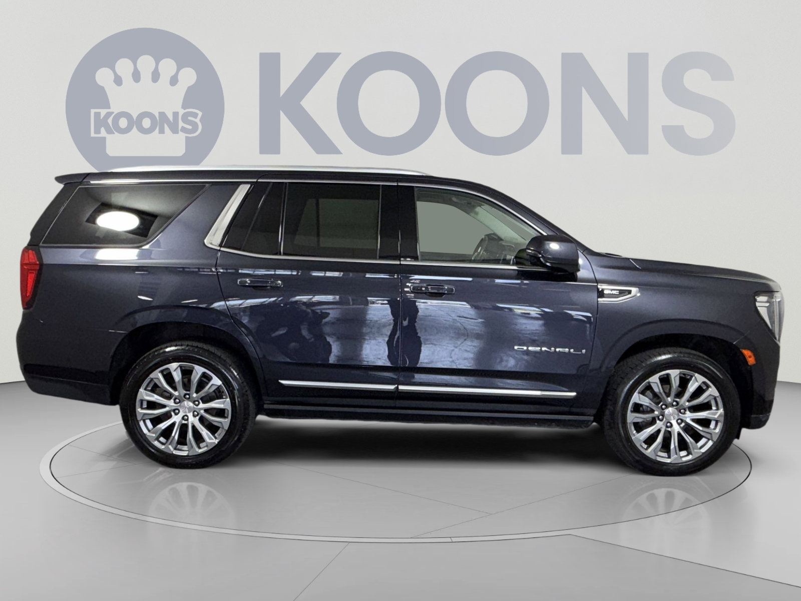 Used 2024 GMC Yukon Denali AWD/4WD image 8