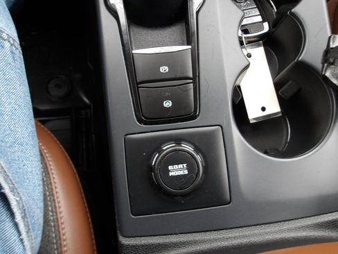 Used 2021 Ford Bronco Sport Outer Banks w/ Outer Banks Package (96D) image 21