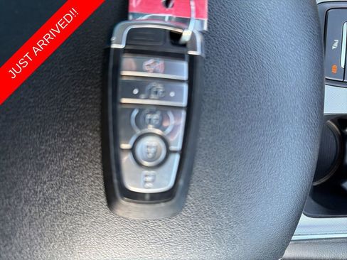 Used 2024 Ford Edge Titanium image 26