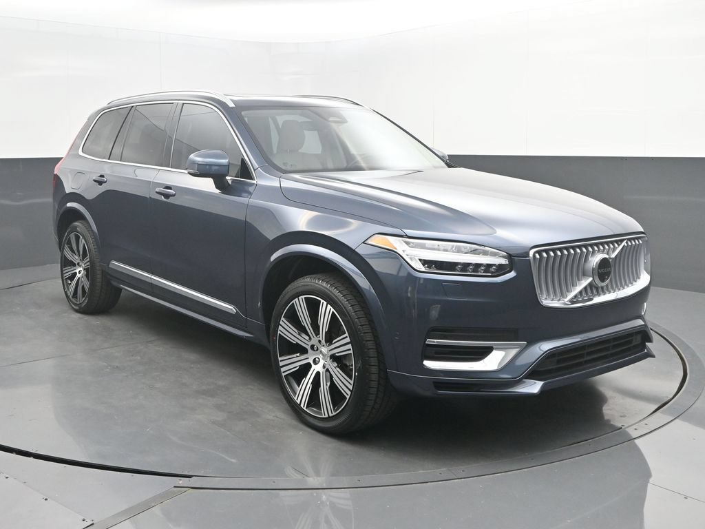 Certified 2025 Volvo XC90 T8 Plus w/ Protection Package Premier AWD/4WD image 9