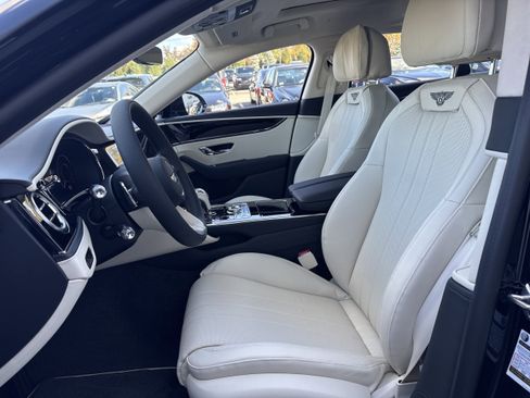 New 2026 Bentley Flying Spur V8 AWD/4WD image 15