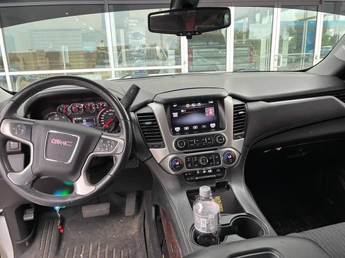 Used 2015 GMC Yukon SLE AWD/4WD image 6