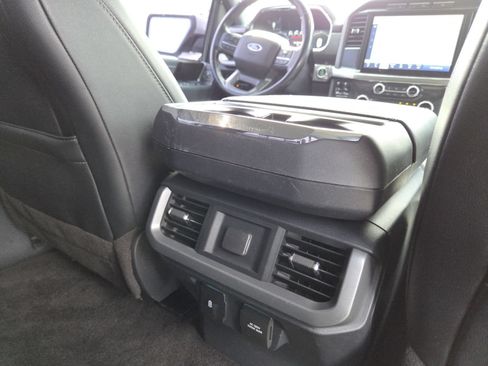 Used 2022 Ford F150 Lariat w/ FX4 Off-Road Package AWD/4WD image 26