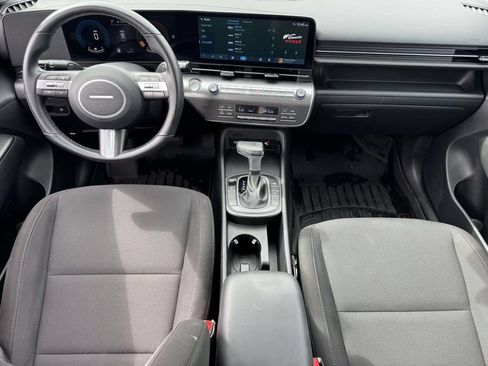 Used 2024 Hyundai Kona SEL AWD/4WD image 14