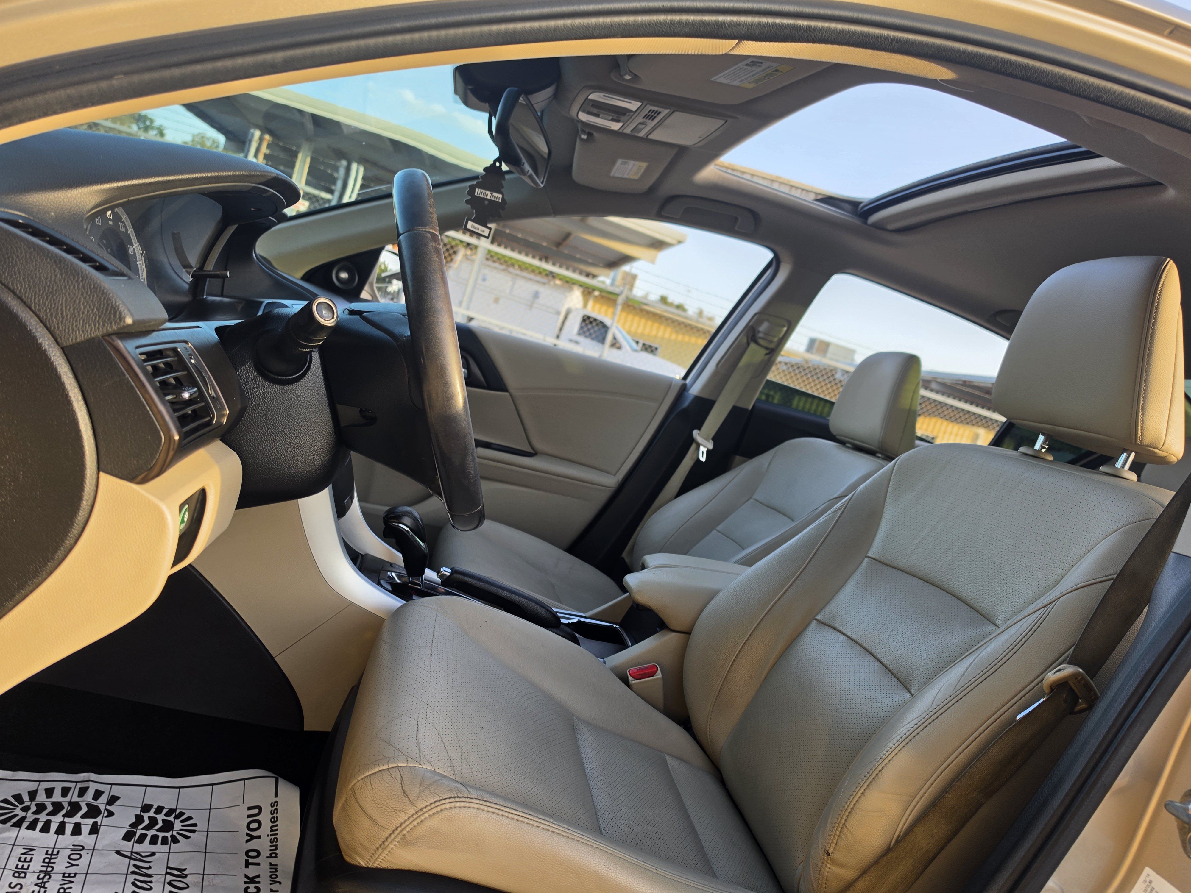 Used 2015 Honda Accord EX-L image 24
