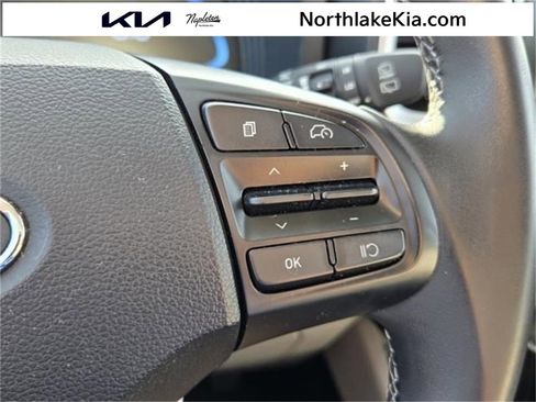 Used 2024 Hyundai Venue SEL image 7