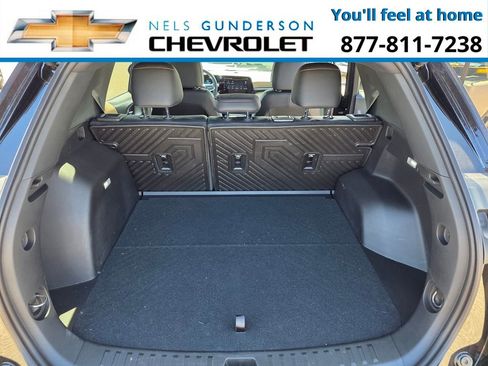 Used 2025 Chevrolet Equinox ACTIV AWD/4WD image 9