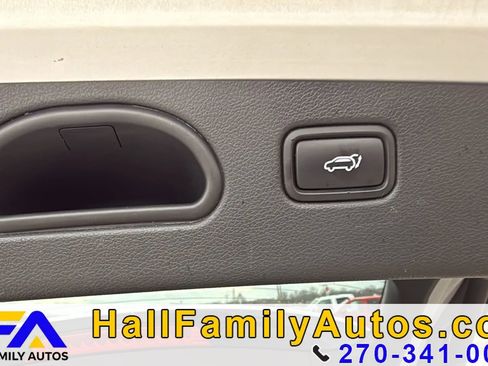 Used 2016 Hyundai Tucson Limited image 11