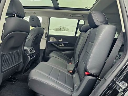 New 2026 Mercedes-Benz GLS 450 4MATIC image 23