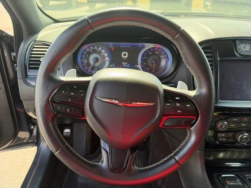 Used 2017 Chrysler 300 S w/ 300S Premium Group image 15