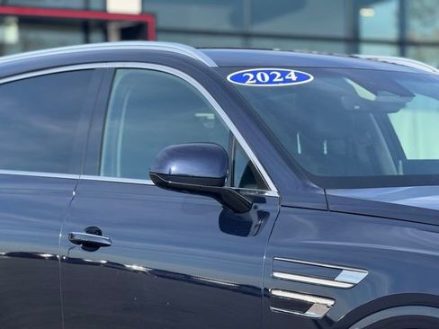 Used 2024 Genesis GV80 2.5T image 3