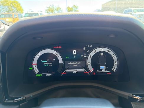 Used 2025 Toyota Camry XSE w/ Premium Plus Package image 18