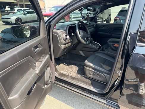 Used 2026 Chevrolet Colorado Trail Boss AWD/4WD image 5
