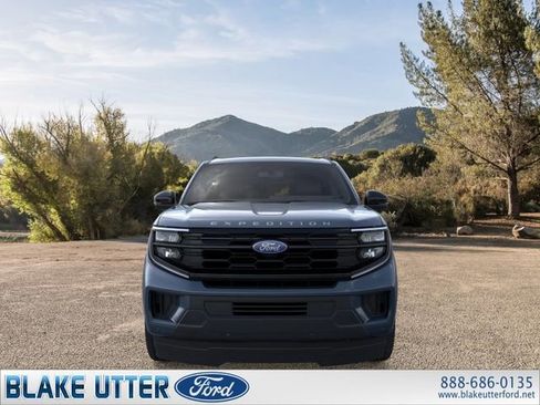 New 2026 Ford Expedition Active image 6