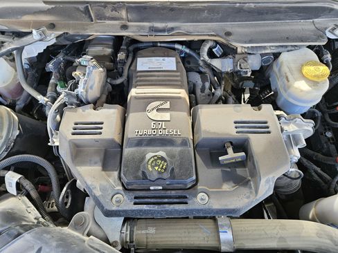 Used 2024 RAM 3500 Big Horn image 34