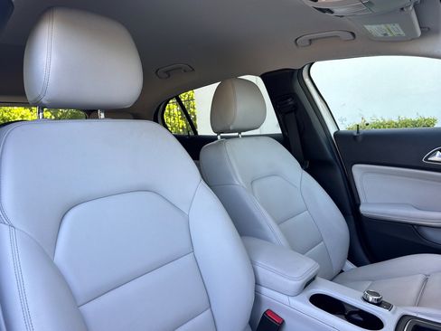 Used 2017 Mercedes-Benz GLA 250 image 31
