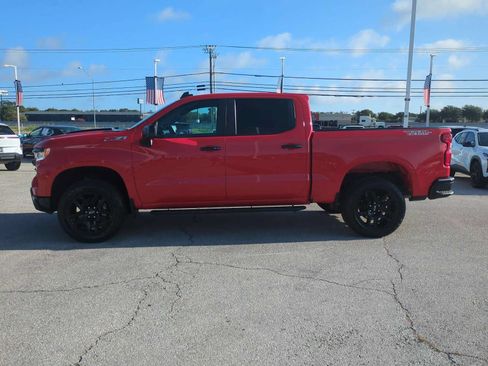 Used 2023 Chevrolet Silverado 1500 LT Trail Boss AWD/4WD image 5