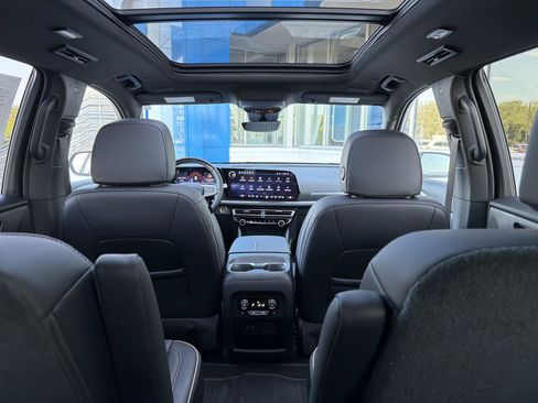 Used 2026 Chevrolet Traverse High Country w/ LPO, Floor Liner Package AWD/4WD image 22