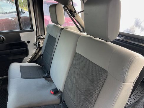 Used 2009 Jeep Wrangler X image 15