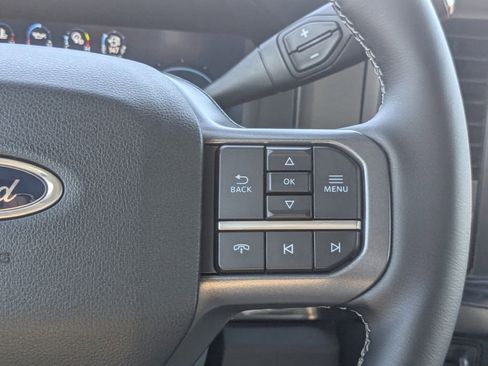 New 2026 Ford F250 Lariat w/ Black Appearance Package image 29