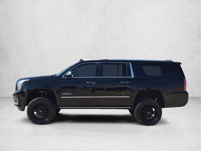 Used 2019 GMC Yukon XL Denali w/ Denali Ultimate Package AWD/4WD image 9